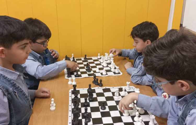 مات پلکانی 2