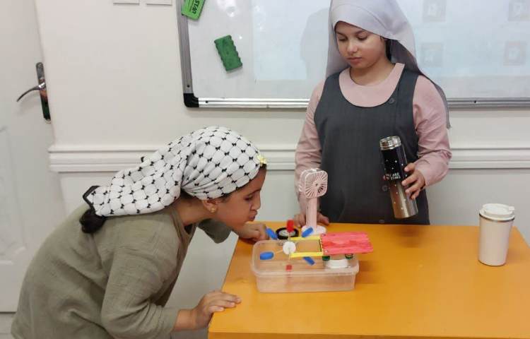 ماجراجوی دانا