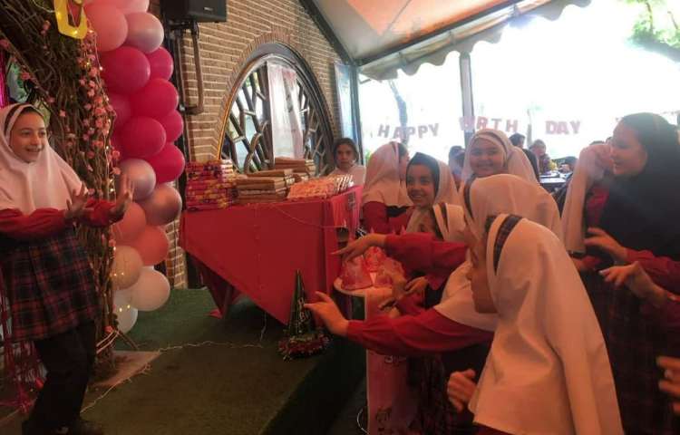 مادران و دختران 18