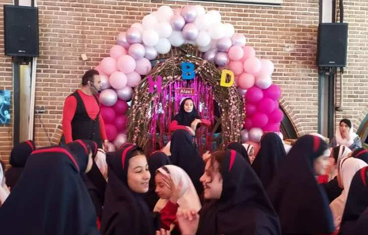 مادران و دختران 9