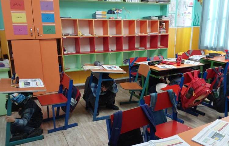 :مانور زلزله، کلاس فضانوردان 4