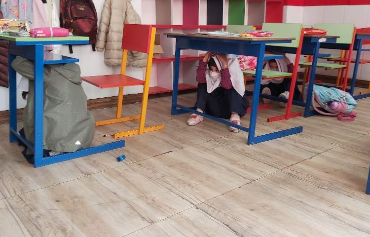 مانور زلزله 10