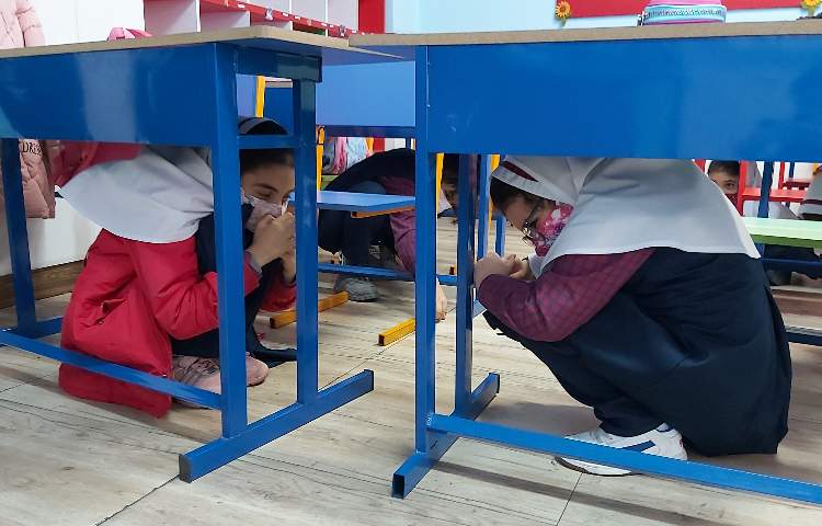 مانور زلزله 12