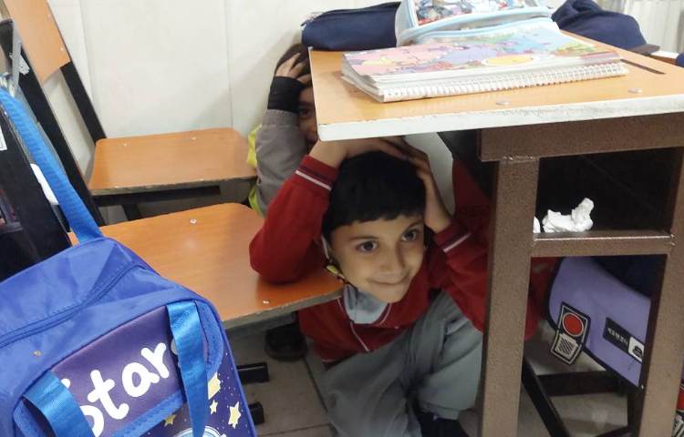 مانور زلزله 2