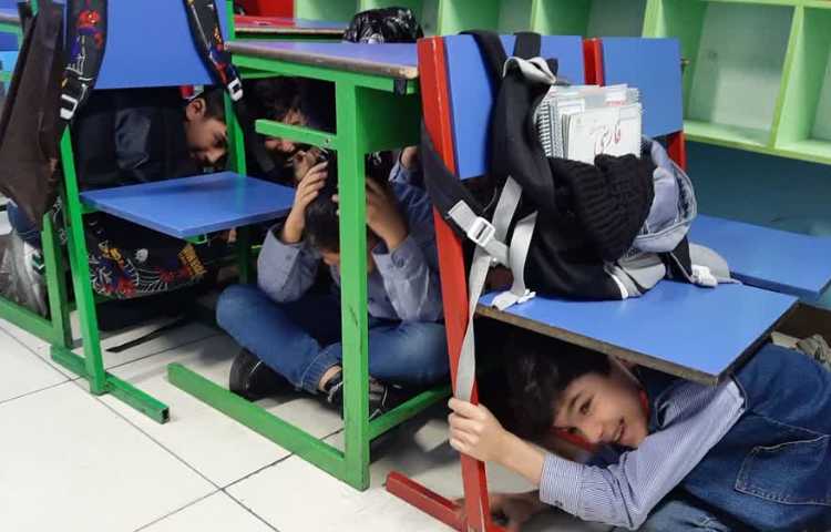 مانور زلزله 4