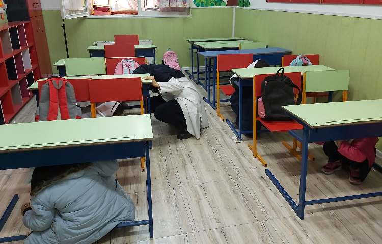 مانور زلزله 5