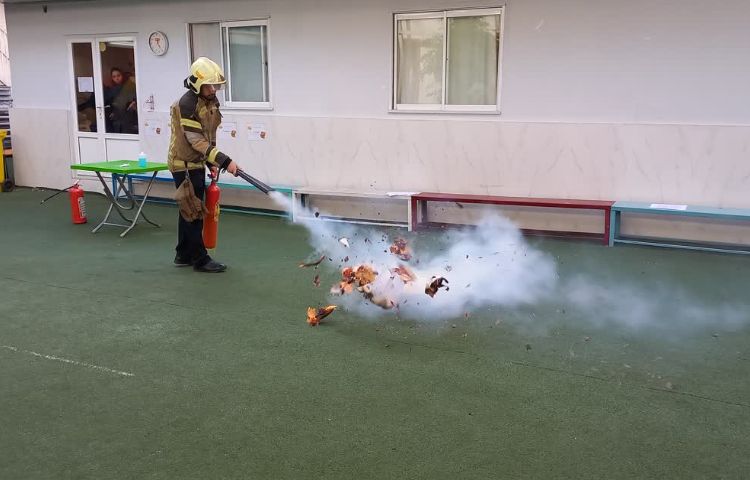 مانور زلزله 8