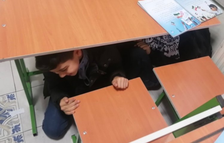 مانور زلزله 8