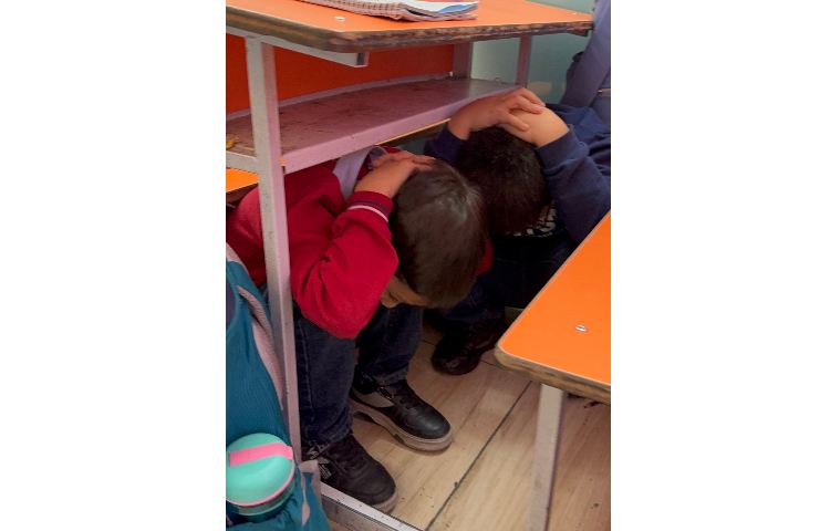 مانور زلزله 8