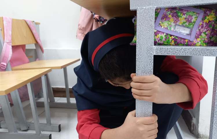 مانور زلزله