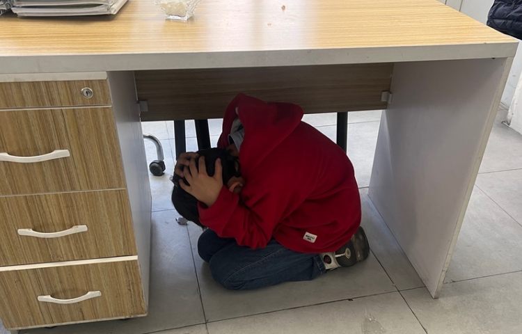 مانور زلزله