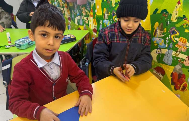 ماهرشو:اوریگامی نهنگ(جهت تثبیت یادگیری نشانه‌ی «ن») 6