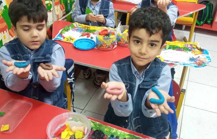 ماهرشو(دست ورزی با خمیر ، آموزش خط باز و بسته) 1