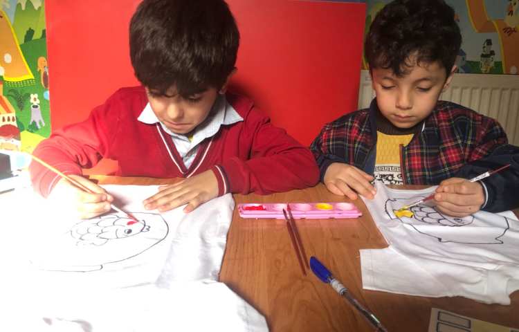 ماهرشو:چاپ و رنگ‌آمیزی تنگ ماهی روی لباس 5