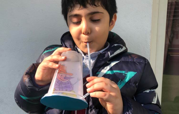 ماهرشو :برای تثبیت یادگیری نشانه (ف) آدم برفی و برف درست کردیم . 7