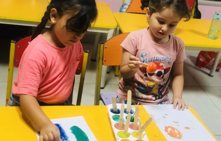 ماهرشو ( نقاشی با یخ های رنگی) 4