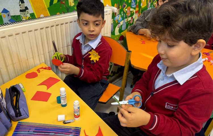 ماهرشو: کاردستی آلبالو