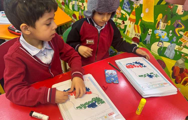 ماهرشو: کلاژ نقشه ایران 4