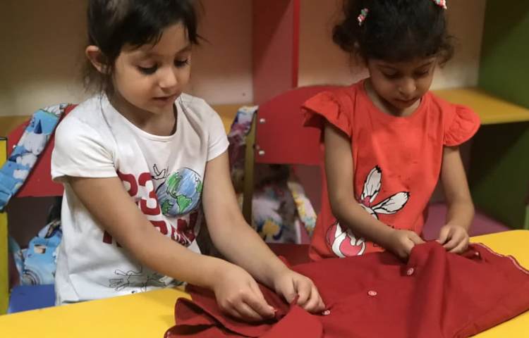 ماهر شو ( باز و بسته کردن دکمه ) 2