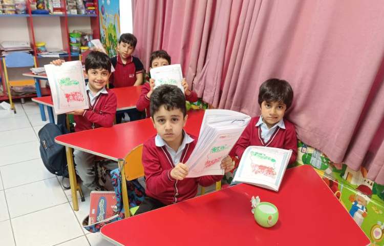 ماهر شو (رنگ آمیزی نقشه ی ایران)