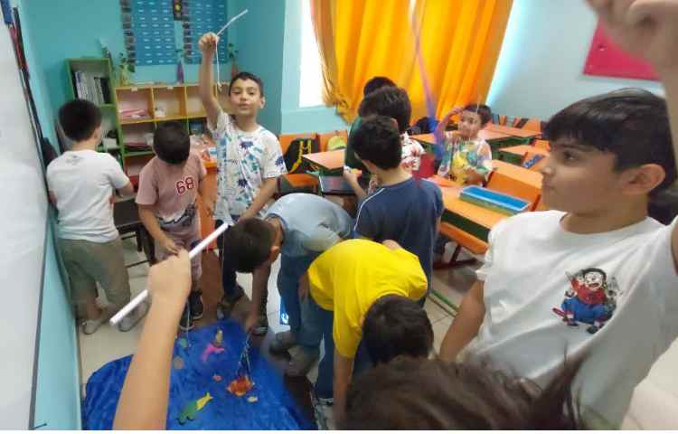 ماهیگیری و آشنایی با آهنربا 2