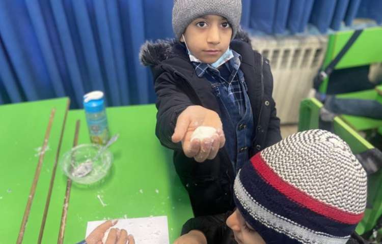 مبحث آدم برفی هفته ملی علوم دانش آموزان پایه اول دبستان 10