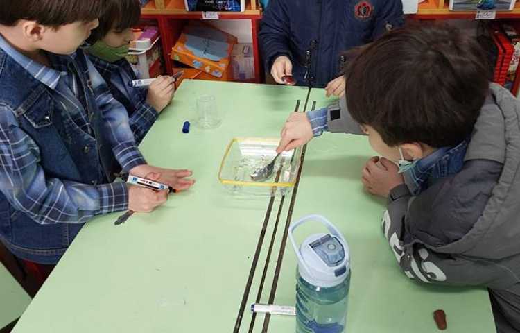 مبحث آدم برفی هفته ملی علوم دانش آموزان پایه دوم دبستان 10