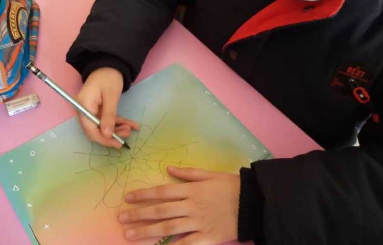 مبحث آرت آپ هفته ملی علوم دانش آموزان پایه چهارم دبستان 1