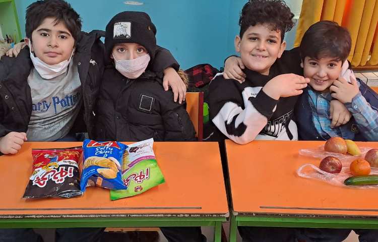 مبحث کرم خاکی هفته ملی علوم دانش آموزان پایه سوم دبستان 2