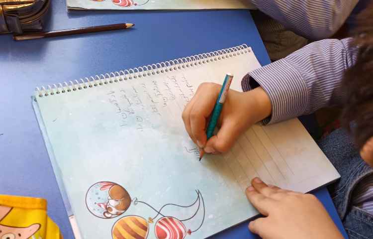 متن نویسی شعر کتاب خطاط شو 4