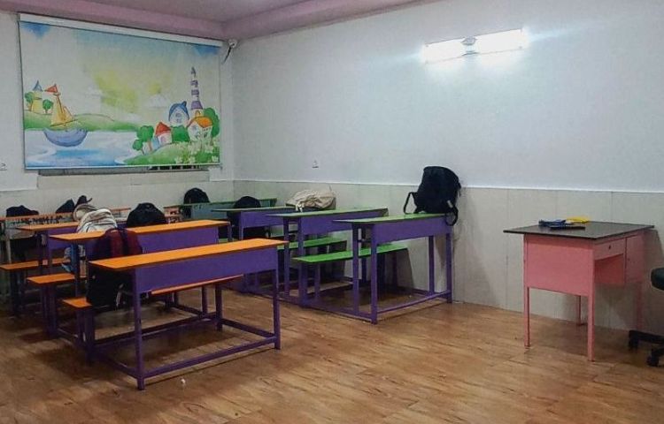 کلاس متوسطه اول دخترانه طلیعه دانش قائم شهر