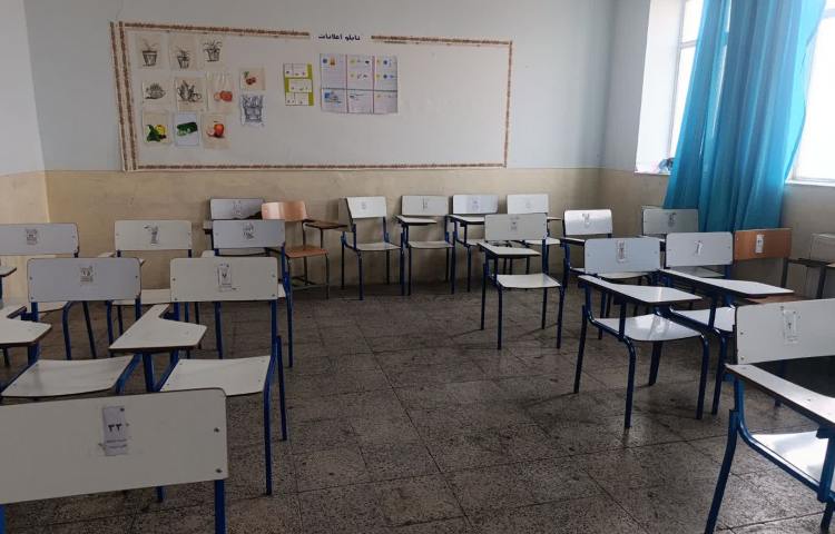 کلاس متوسطه اول دخترانه علم و تربیت مشگین شهر