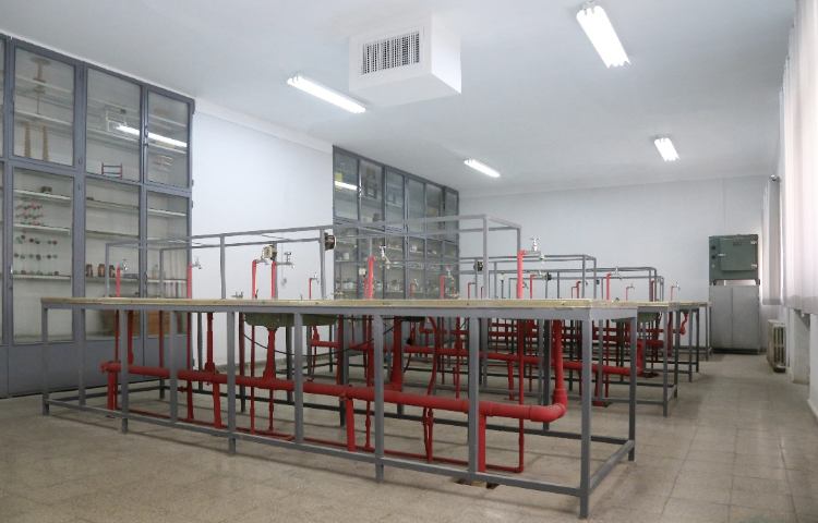 آزمایشگاه متوسطه اول دخترانه منطقه 11 تهران - جمهوری