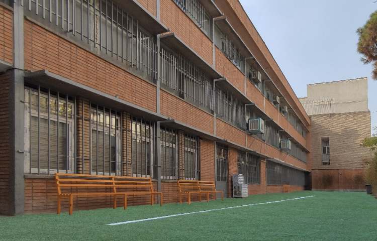 نما متوسطه اول دخترانه منطقه 11 تهران - جمهوری