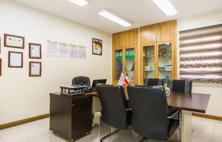 دفتر مدیریت متوسطه اول دخترانه منطقه 5 تهران - آریاشهر