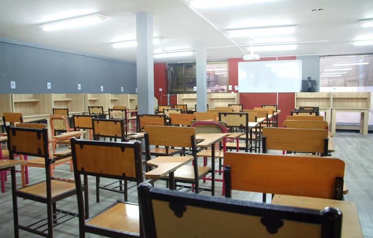 کلاس متوسطه اول دخترانه ناحیه 4 مشهد - توفیق