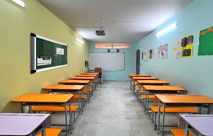 کلاس متوسطه اول دخترانه ناحیه 4 مشهد - توفیق