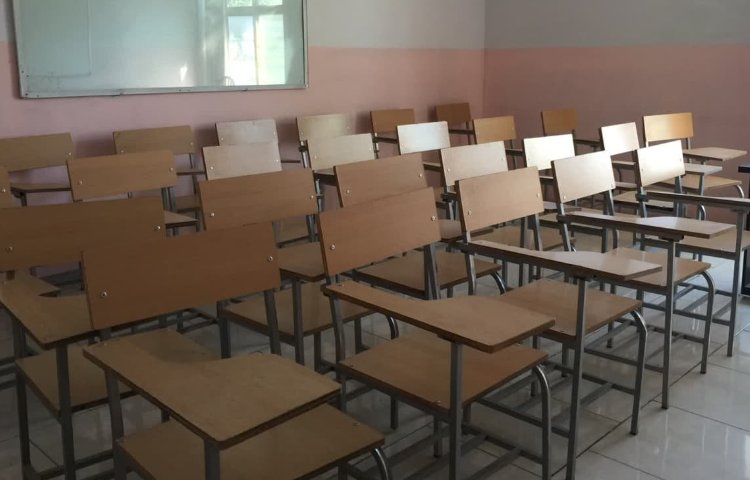 کلاس متوسطه اول دخترانه پرتو علوی ارومیه