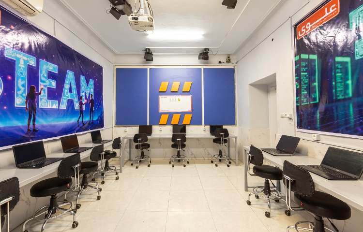 سایت رایانه متوسطه اول پسرانه منطقه 11 تهران - جمهوری