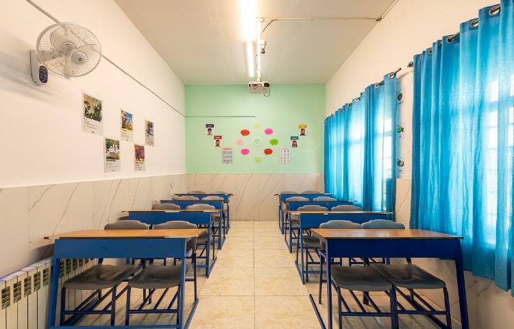 کلاس متوسطه اول پسرانه منطقه 11 تهران - جمهوری