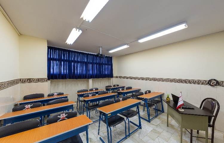 کلاس متوسطه اول پسرانه منطقه 5 تهران - آریاشهر