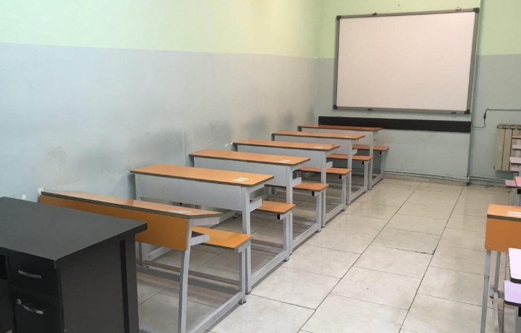کلاس متوسطه دوم دخترانه تبریز