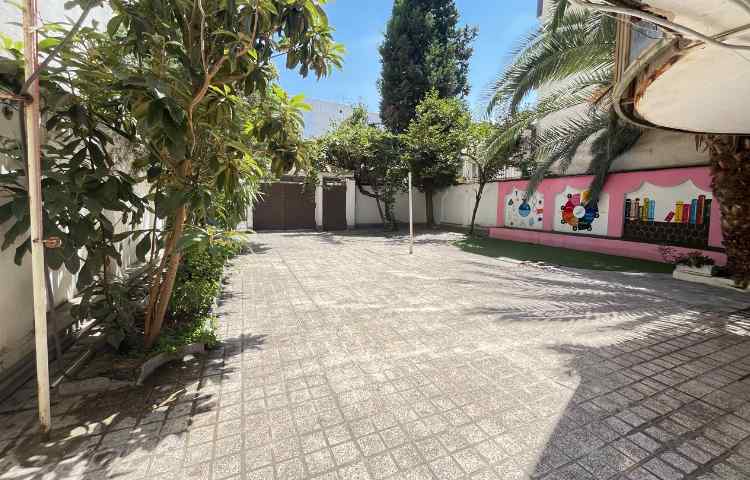 حیاط متوسطه دوم دخترانه علوی گرگان