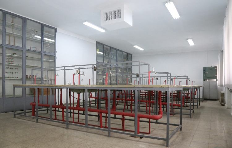 آزمایشگاه متوسطه دوم دخترانه منطقه 11 تهران - جمهوری