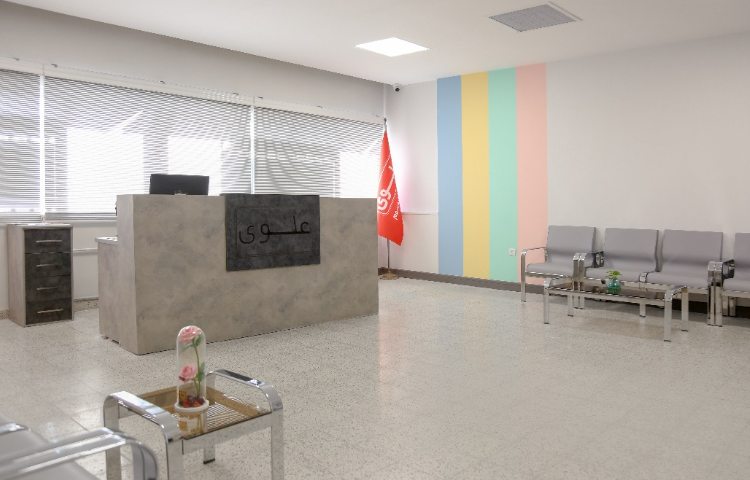 سالن ورودی متوسطه دوم دخترانه منطقه 11 تهران - جمهوری