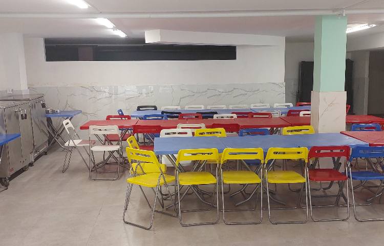 غذاخوری متوسطه دوم دخترانه منطقه 13 تهران - خیابان دماوند