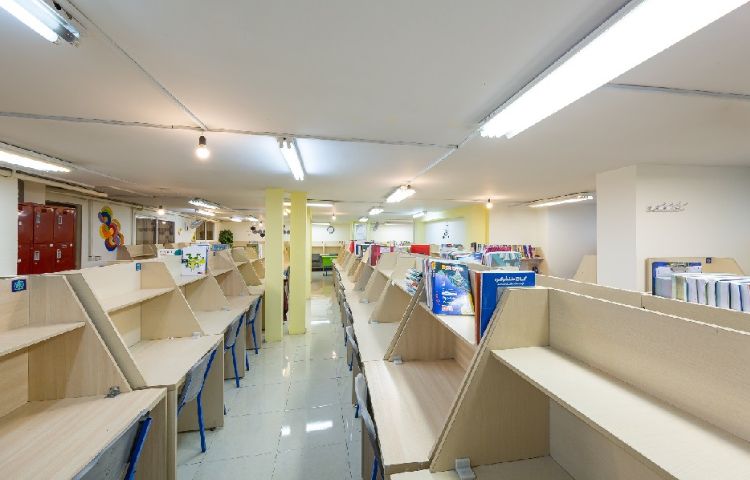 کتابخانه متوسطه دوم دخترانه منطقه 5 تهران - آریاشهر