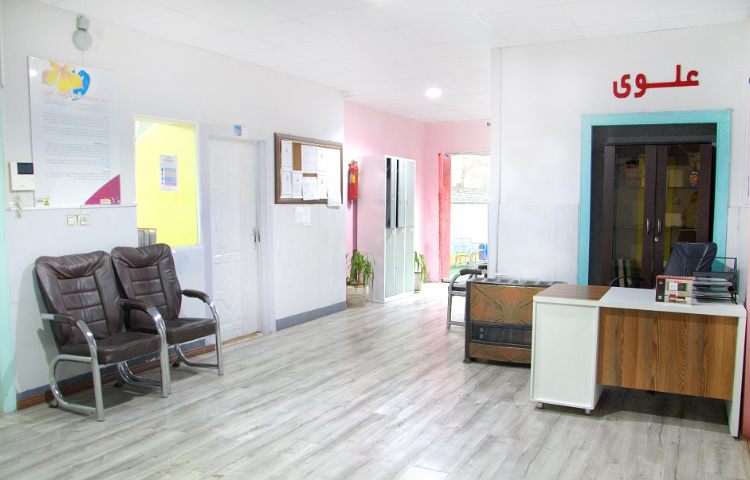 سالن ورودی متوسطه دوم دخترانه ناحیه 3 مشهد - ابوذر