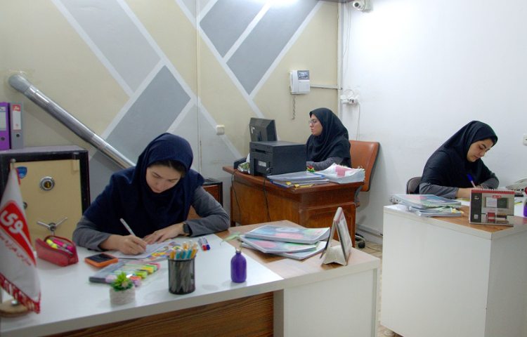 اتاق مشاور متوسطه دوم دخترانه ناحیه 7 مشهد - دکتر حسابی