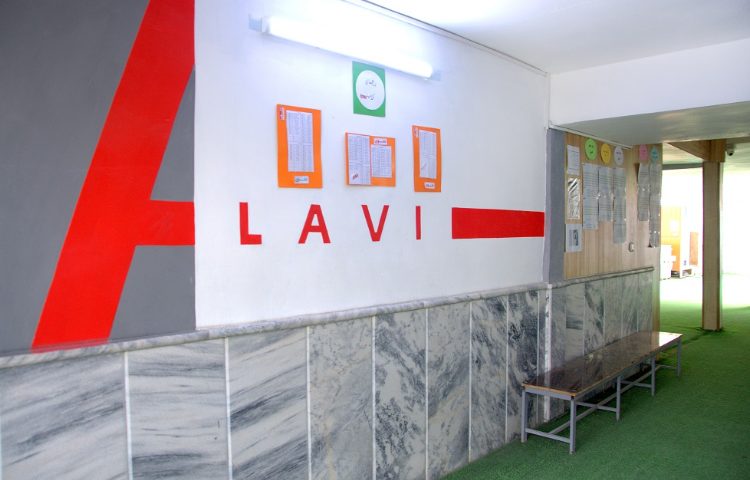 حیاط متوسطه دوم دخترانه ناحیه 7 مشهد - دکتر حسابی